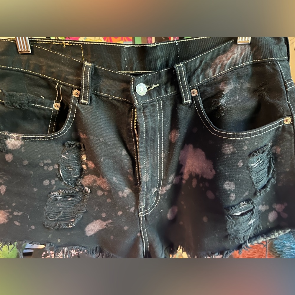 Upcycled High Waisted Shorts - Picture 4 of 7